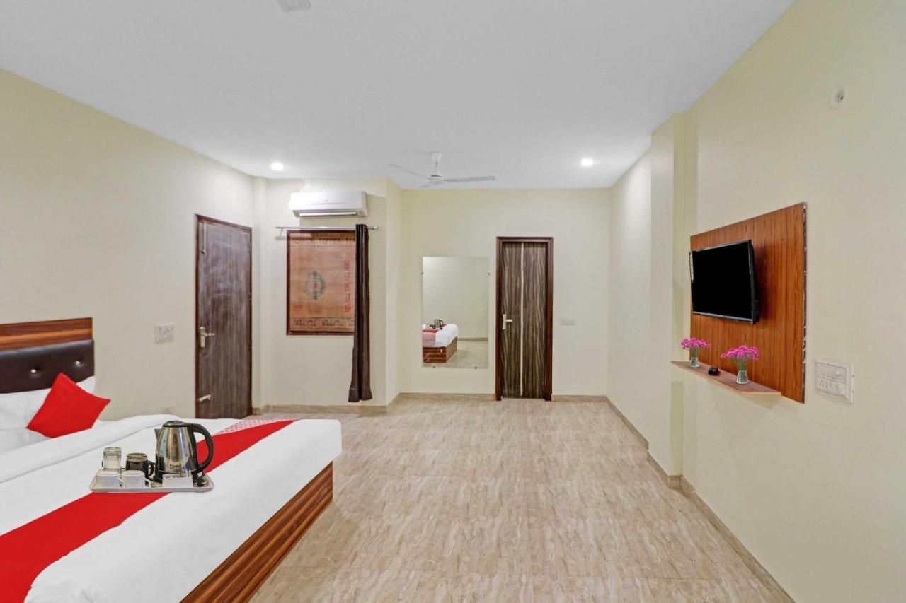 Hotel O Moonshine Near Mohan Estate Metro Station New Delhi Buitenkant foto